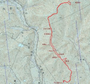 s-平山登山口より藍染山