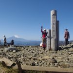 塔の岳到着・10:53バックに富士山